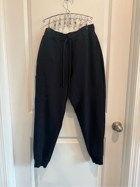 Women’s Midnight Navy Scrub Joggers with Drawstring Waist